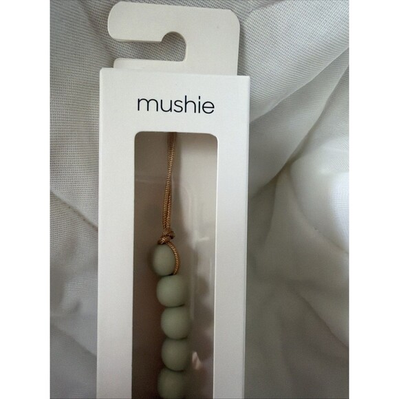 mushie 100% Silicone Baby Pacifier Clip BPA Free | Hera Sage - Picture 3 of 4